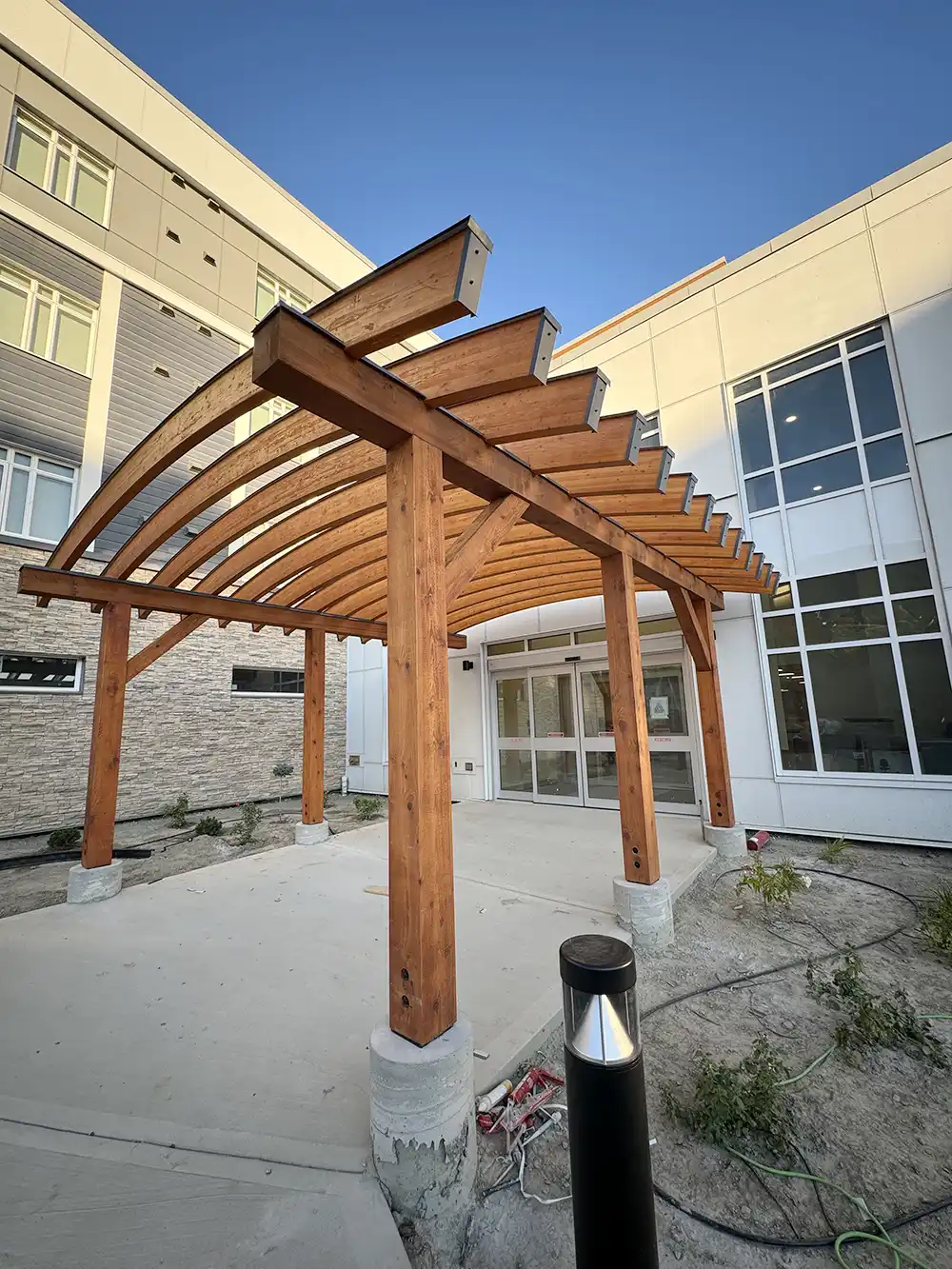 business entry design, timberframe, welcoming